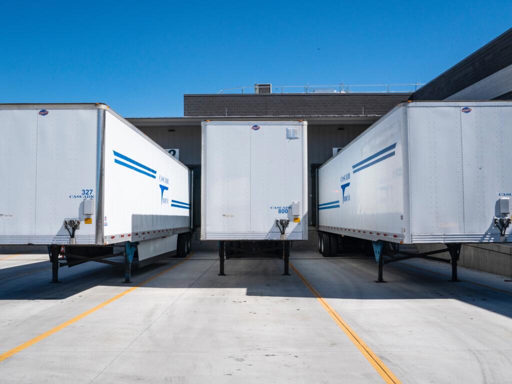 Logistica conto terzi: significato e vantaggi per i clienti terzi in Italia