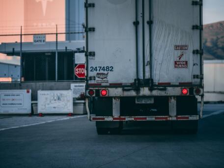 Efficienza e affidabilità nei trasporti conto terzi con Logistics Agency